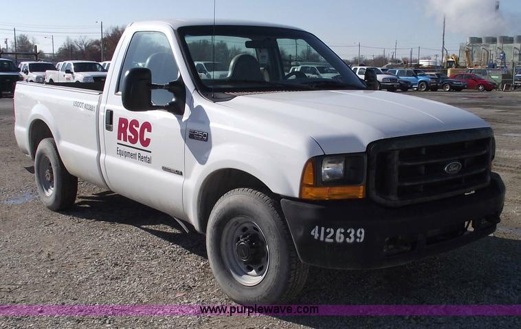image for item 5430 2000 Ford F250 XL Super Duty pickup truck