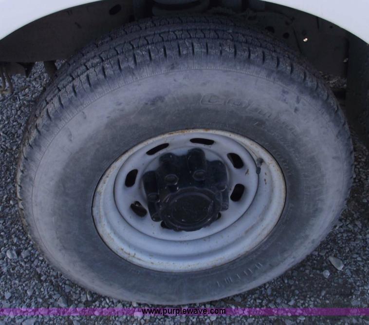 image for item 5430 2000 Ford F250 XL Super Duty pickup truck