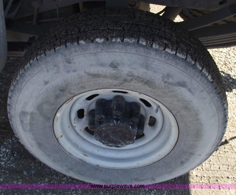 image for item 5430 2000 Ford F250 XL Super Duty pickup truck