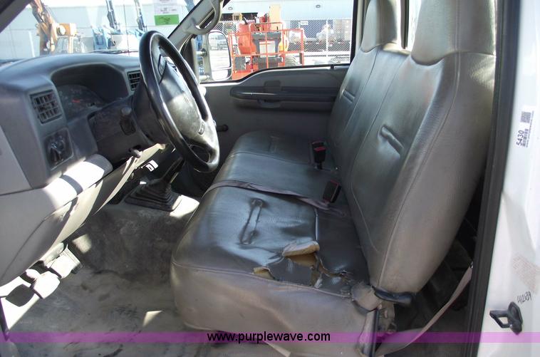 image for item 5430 2000 Ford F250 XL Super Duty pickup truck