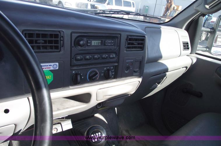 image for item 5430 2000 Ford F250 XL Super Duty pickup truck