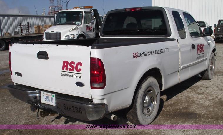 image for item 5431 2004 Ford F150 XLT extended cab pickup truck