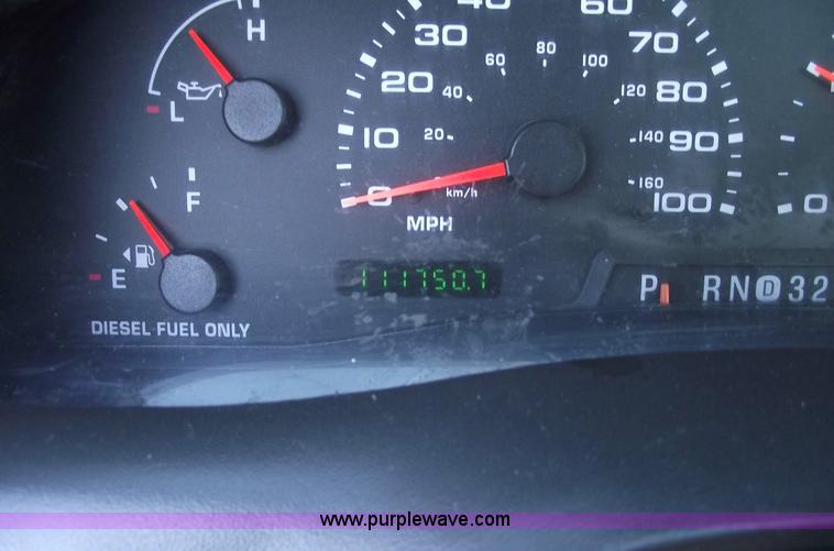 image for item 5432 2004 Ford F250 XL Super Duty pickup truck