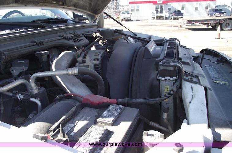 image for item 5432 2004 Ford F250 XL Super Duty pickup truck