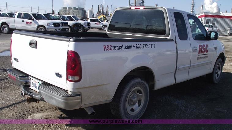 image for item 5433 2002 Ford F150 XLT extended cab pickup truck