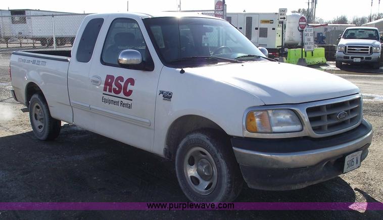 image for item 5433 2002 Ford F150 XLT extended cab pickup truck