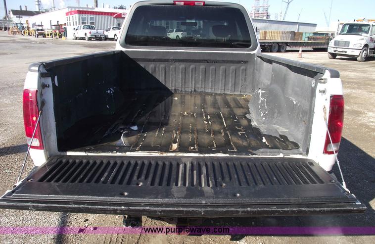 image for item 5433 2002 Ford F150 XLT extended cab pickup truck