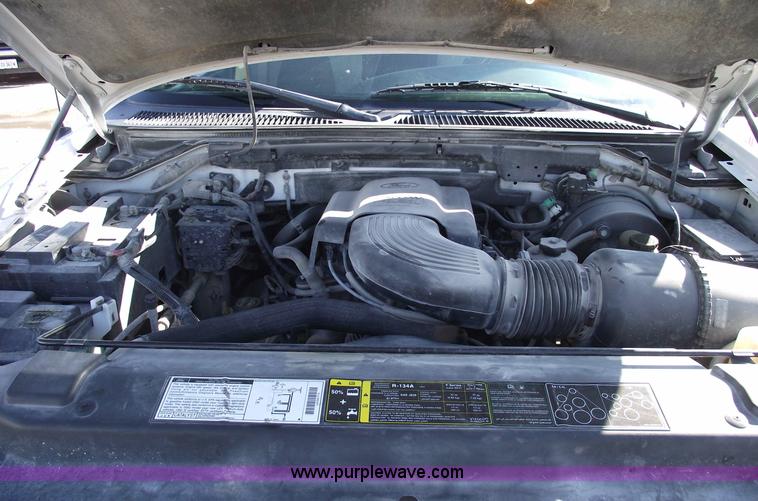 image for item 5433 2002 Ford F150 XLT extended cab pickup truck