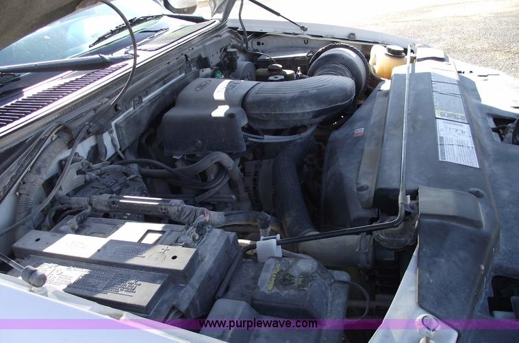 image for item 5433 2002 Ford F150 XLT extended cab pickup truck