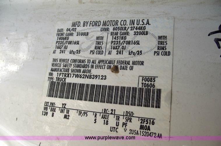 image for item 5433 2002 Ford F150 XLT extended cab pickup truck