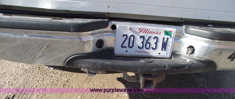 image for item 5435 2002 Ford F250 XLT Super Duty extended cab pickup truck