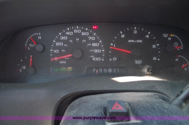 image for item 5435 2002 Ford F250 XLT Super Duty extended cab pickup truck