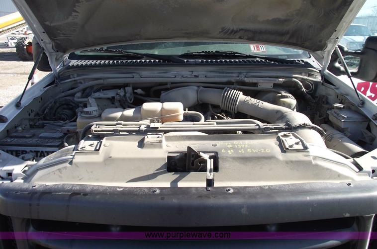 image for item 5435 2002 Ford F250 XLT Super Duty extended cab pickup truck