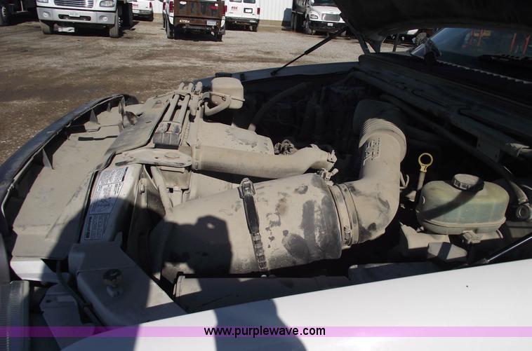 image for item 5435 2002 Ford F250 XLT Super Duty extended cab pickup truck