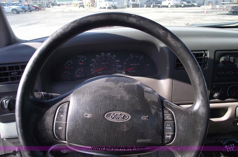 image for item 5436 2000 Ford F250 XL Super Duty pickup truck