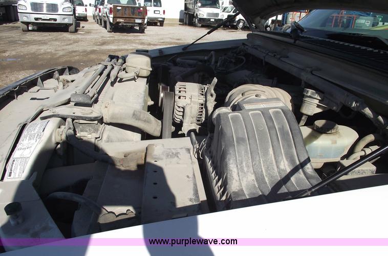 image for item 5436 2000 Ford F250 XL Super Duty pickup truck