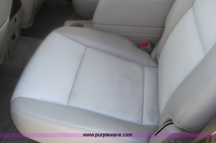 image for item 5997 2006 Ford Explorer Limited