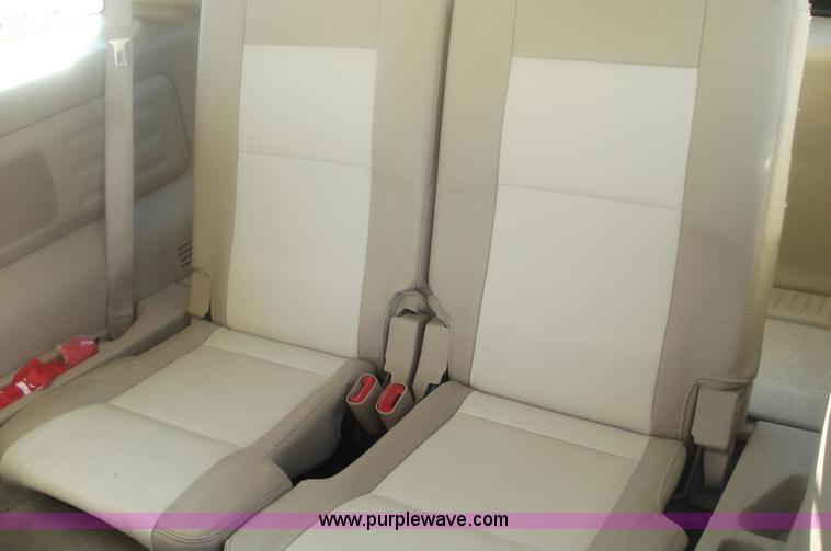 image for item 5997 2006 Ford Explorer Limited