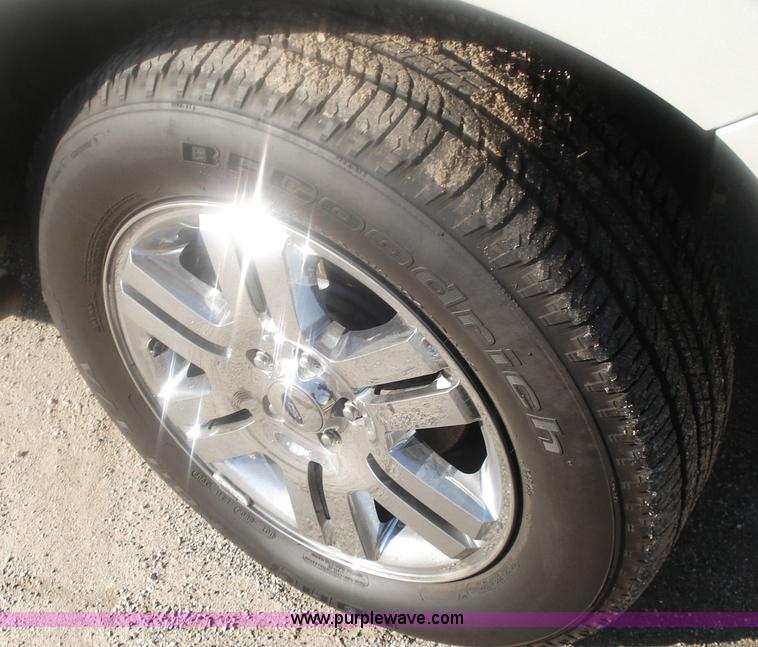 image for item 5997 2006 Ford Explorer Limited