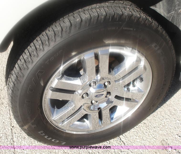 image for item 5997 2006 Ford Explorer Limited