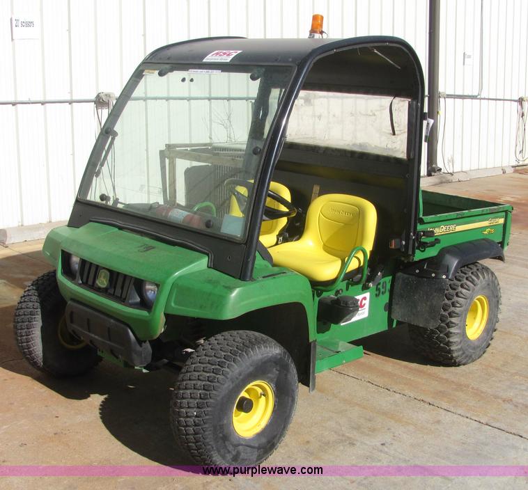 image for item 6754 John Deere Gator T5 utility vehicle