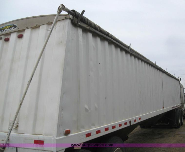image for item 3037 2000 Jet 42' grain trailer