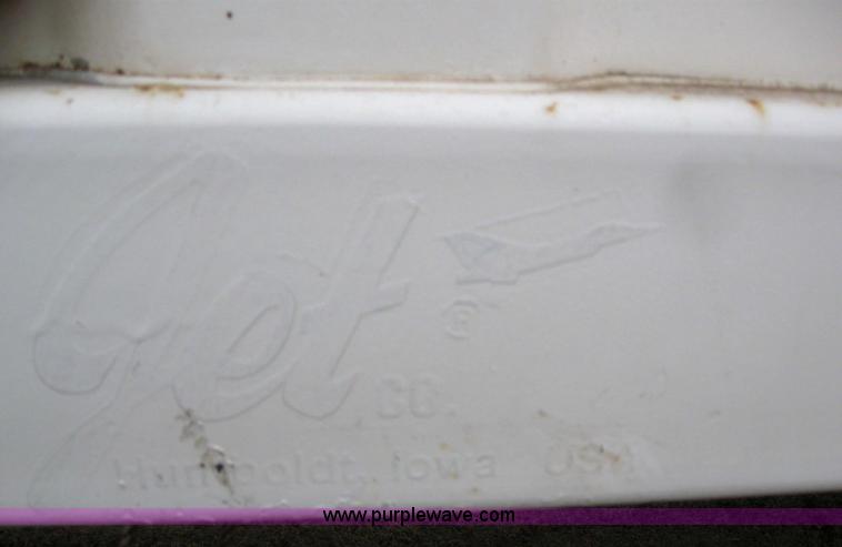 image for item 3037 2000 Jet 42' grain trailer