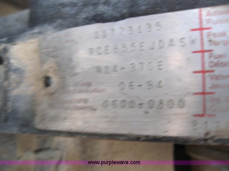 image for item 3060 1995 White Gmc WIA semi truck