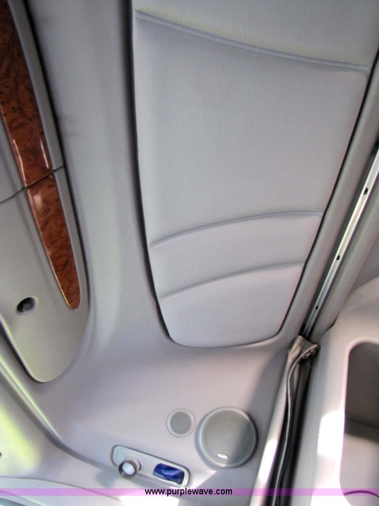 image for item 3636 2003 Peterbilt 387 semi truck