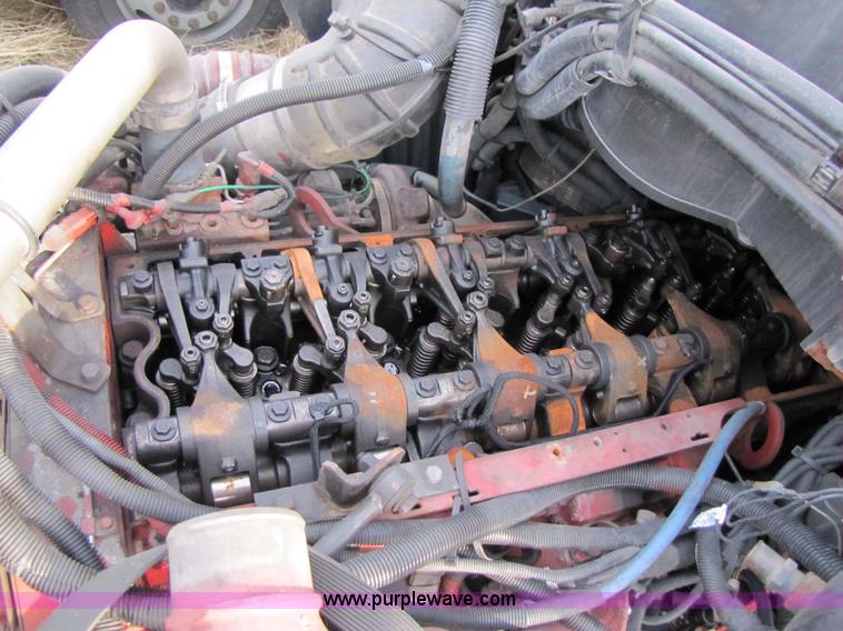 image for item 3636 2003 Peterbilt 387 semi truck