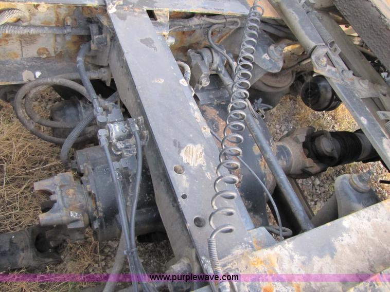 image for item 3636 2003 Peterbilt 387 semi truck