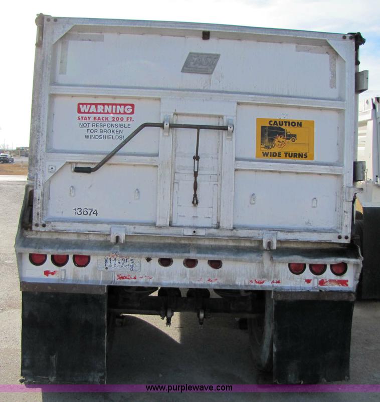 image for item 3640 1992 East 39' aluminum end dump trailer