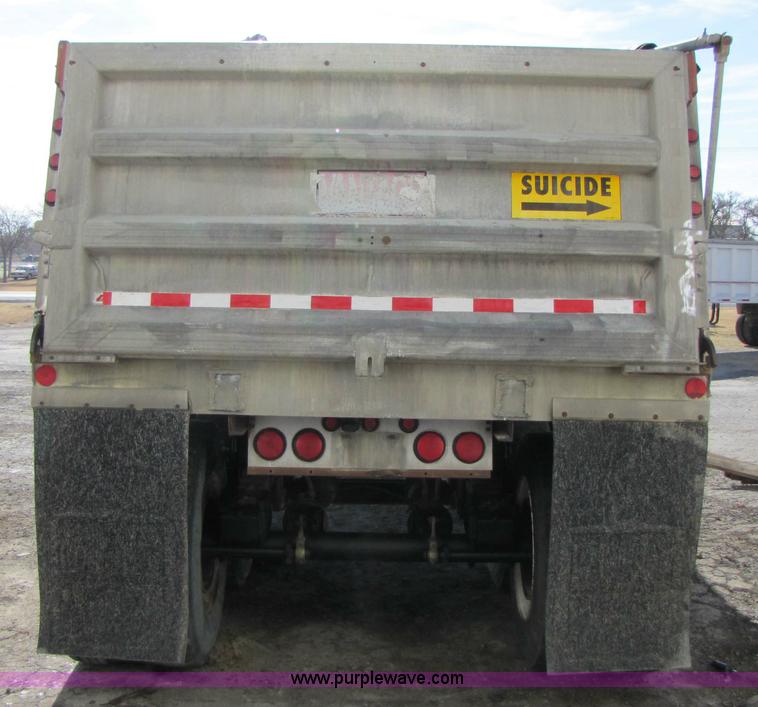 image for item 3641 1992 CMC 38' aluminum end dump trailer