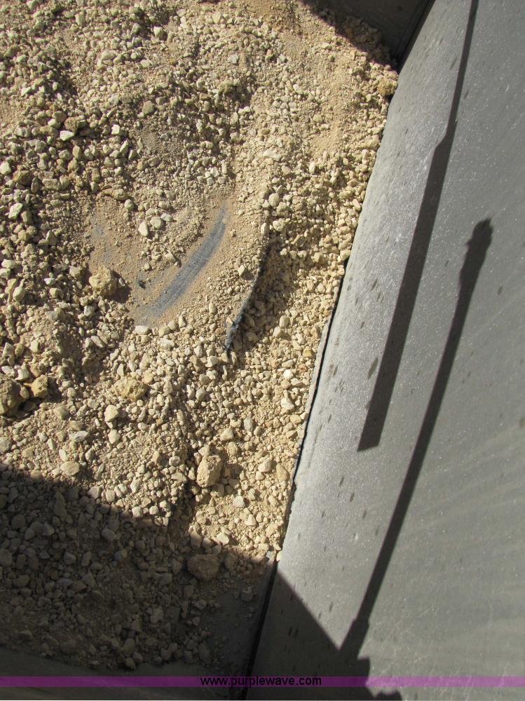 image for item 3641 1992 CMC 38' aluminum end dump trailer