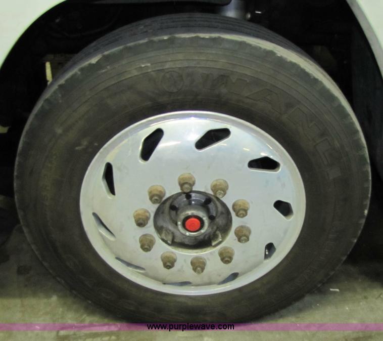 image for item 5313 1993 Freightliner FL12C