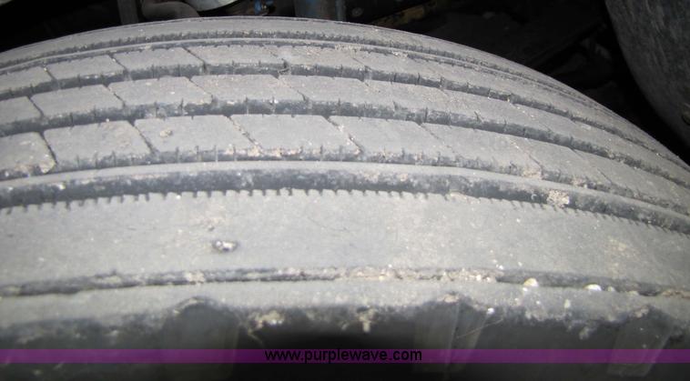 image for item 5313 1993 Freightliner FL12C