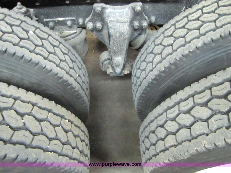 image for item 5313 1993 Freightliner FL12C