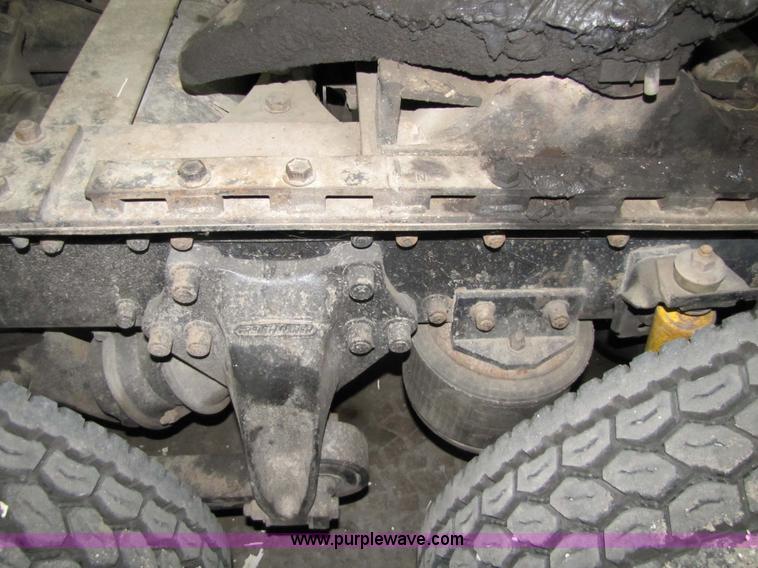 image for item 5313 1993 Freightliner FL12C