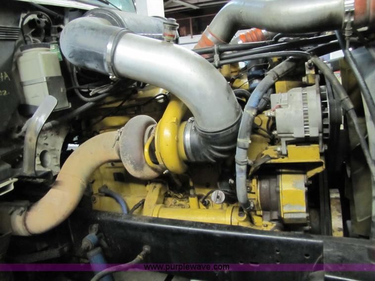 image for item 5313 1993 Freightliner FL12C