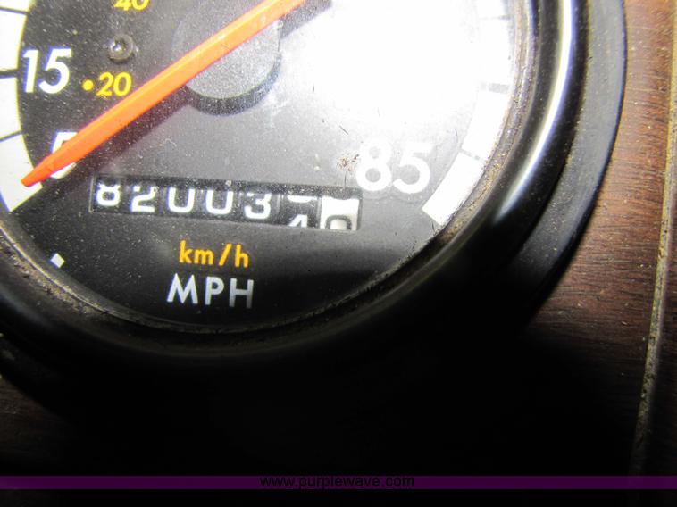 image for item 5313 1993 Freightliner FL12C