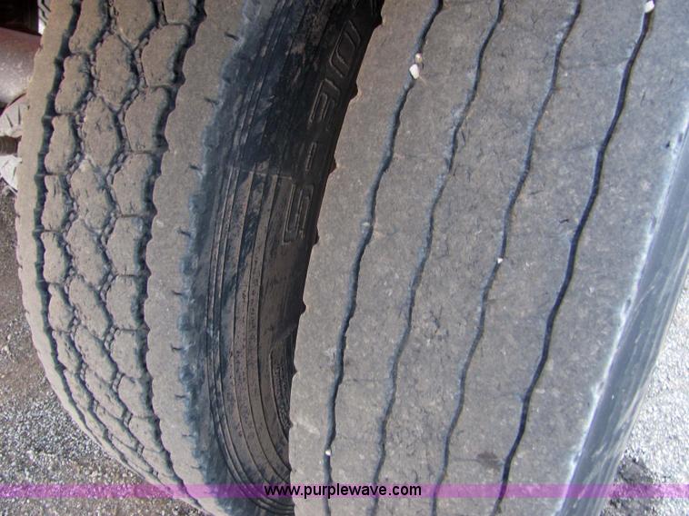 image for item 6746 1978 Trailmaster tanker trailer