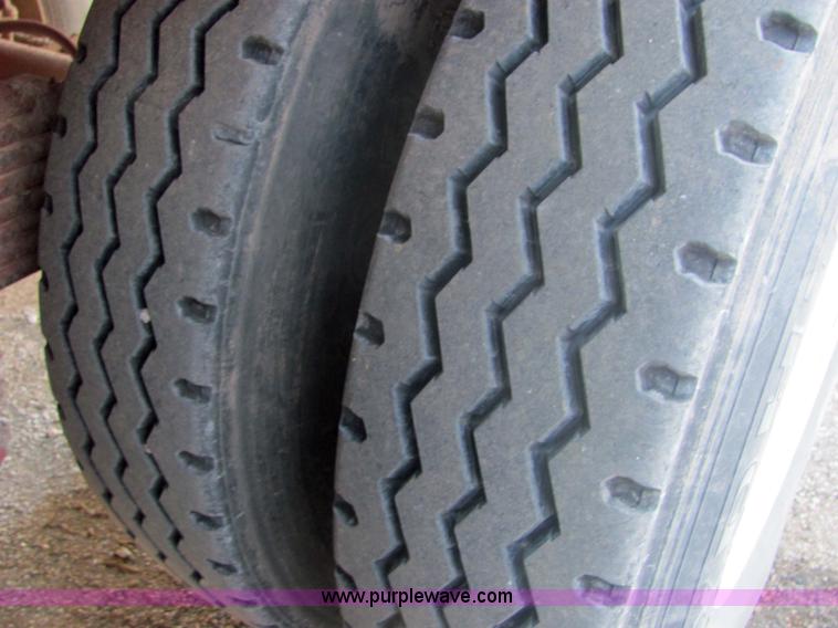 image for item 6746 1978 Trailmaster tanker trailer