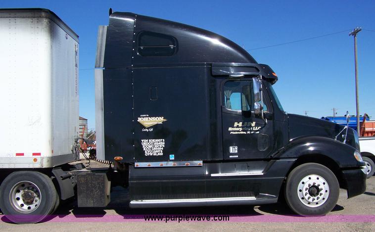 image for item 7500 2003 Freightliner Century Columbia 120 semi truck