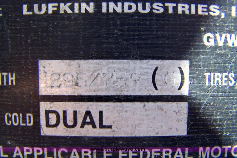 image for item 7501 2005 Lufkin 53' van trailer