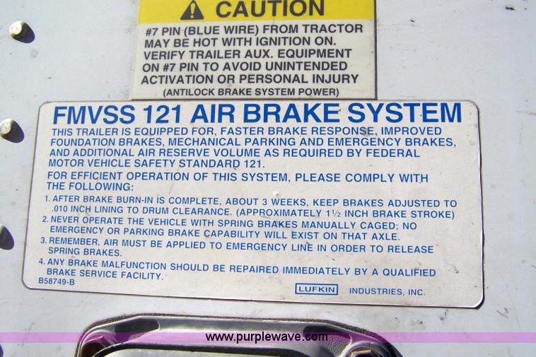 image for item 7501 2005 Lufkin 53' van trailer