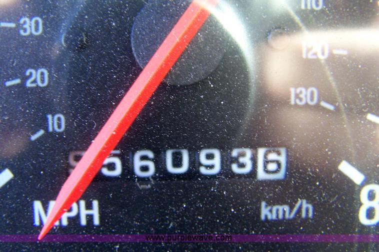 image for item 7502 2002 Sterling ST9500 semi truck