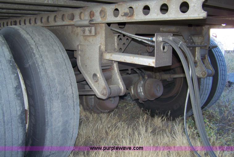 image for item 7503 2005 Lufkin 53' van trailer