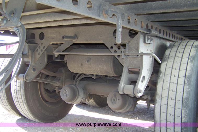 image for item 7505 2005 Lufkin 53' van trailer