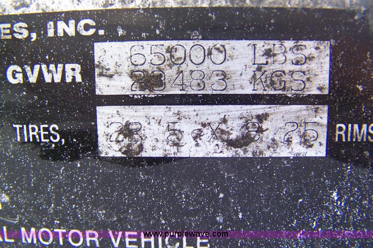 image for item 7505 2005 Lufkin 53' van trailer