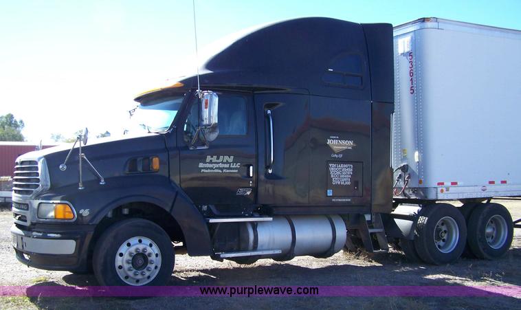 image for item 7506 2001 Sterling ST9500 semi truck